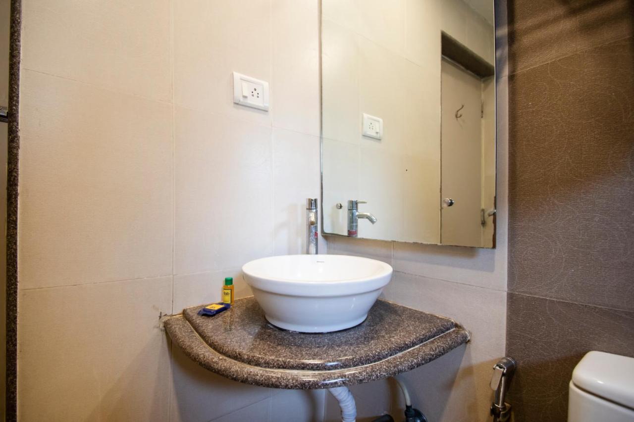 Fabhotel Flamingo Anna Nagar شيناي المظهر الخارجي الصورة